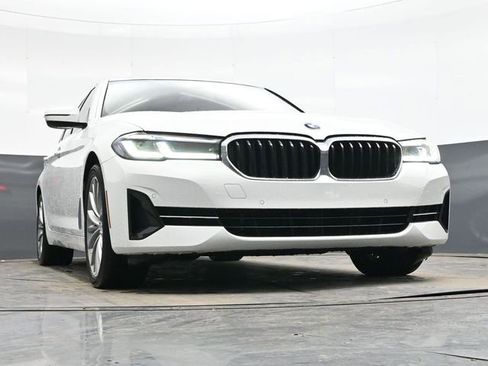 Used 2023 BMW 530i w/ Convenience Package RWD image 40