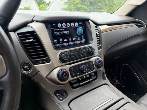 Used 2017 GMC Yukon Denali w/ Open Road Package AWD/4WD image 22
