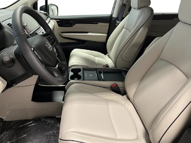 New 2027 Honda Odyssey Touring image 8