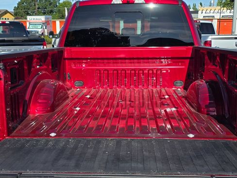 Used 2019 Ford F250 Platinum w/ Platinum Ultimate Package AWD/4WD image 29