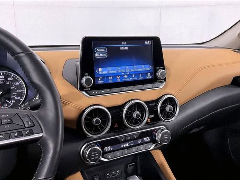 Certified 2025 Nissan Sentra SV w/ SV Premium Package image 9