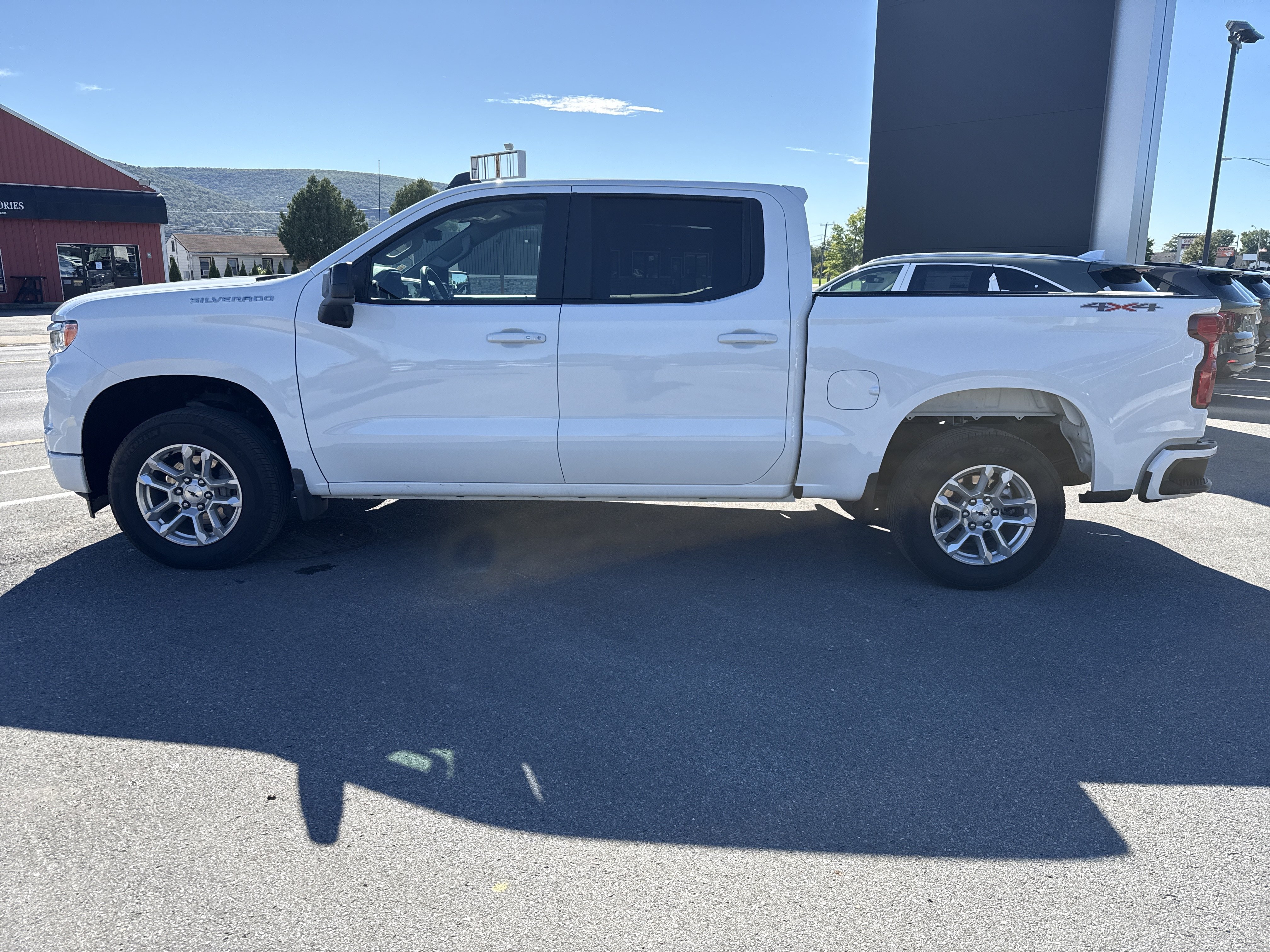 Used 2026 Chevrolet Silverado 1500 RST AWD/4WD image 7