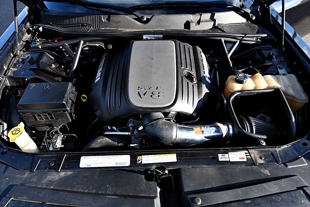 Used 2011 Dodge Challenger R/T RWD image 21
