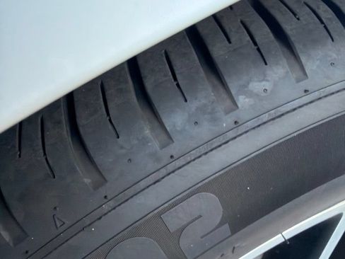 Used 2018 Ford Mustang Premium RWD image 11