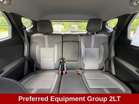 Used 2023 Chevrolet Blazer LT FWD image 18