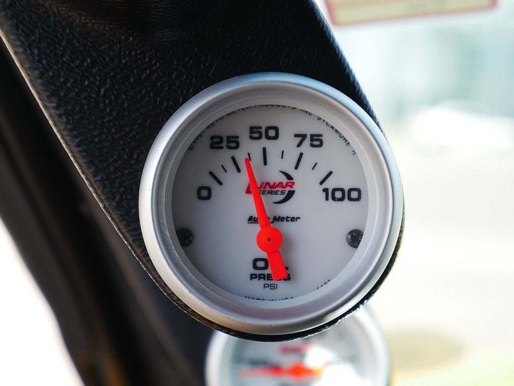 Used 2004 Ford Mustang Cobra RWD image 27