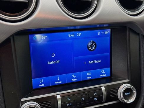 Used 2020 Ford Mustang Premium image 15