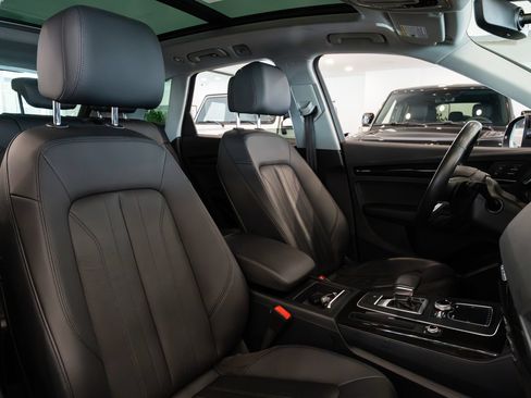 Used 2018 Audi Q5 2.0T Premium Plus w/ Premium Plus Package AWD/4WD image 24