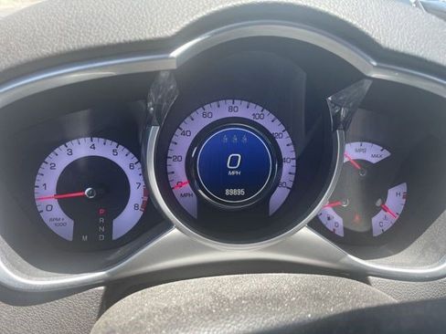 Used 2012 Cadillac SRX Luxury FWD image 3
