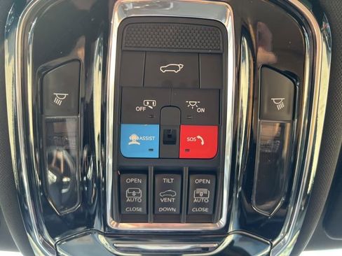 Used 2024 Jeep Grand Cherokee Summit image 34