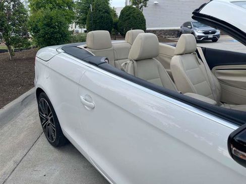Used 2014 Volkswagen Eos FWD image 47
