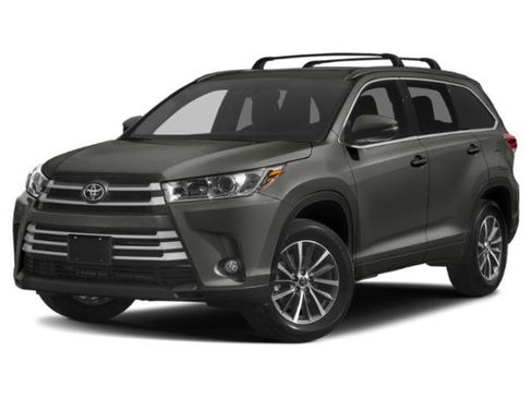 Used 2018 Toyota Highlander XLE image 1