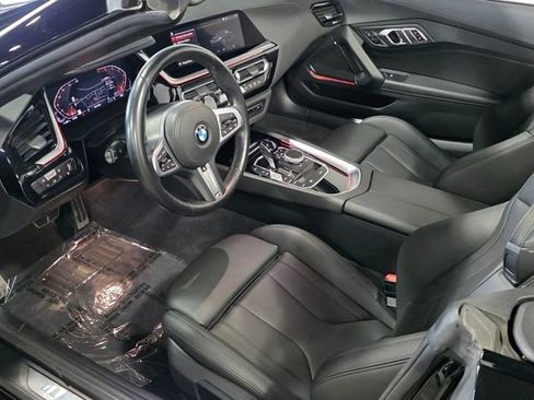 Used 2025 BMW Z4 sDrive30i image 12