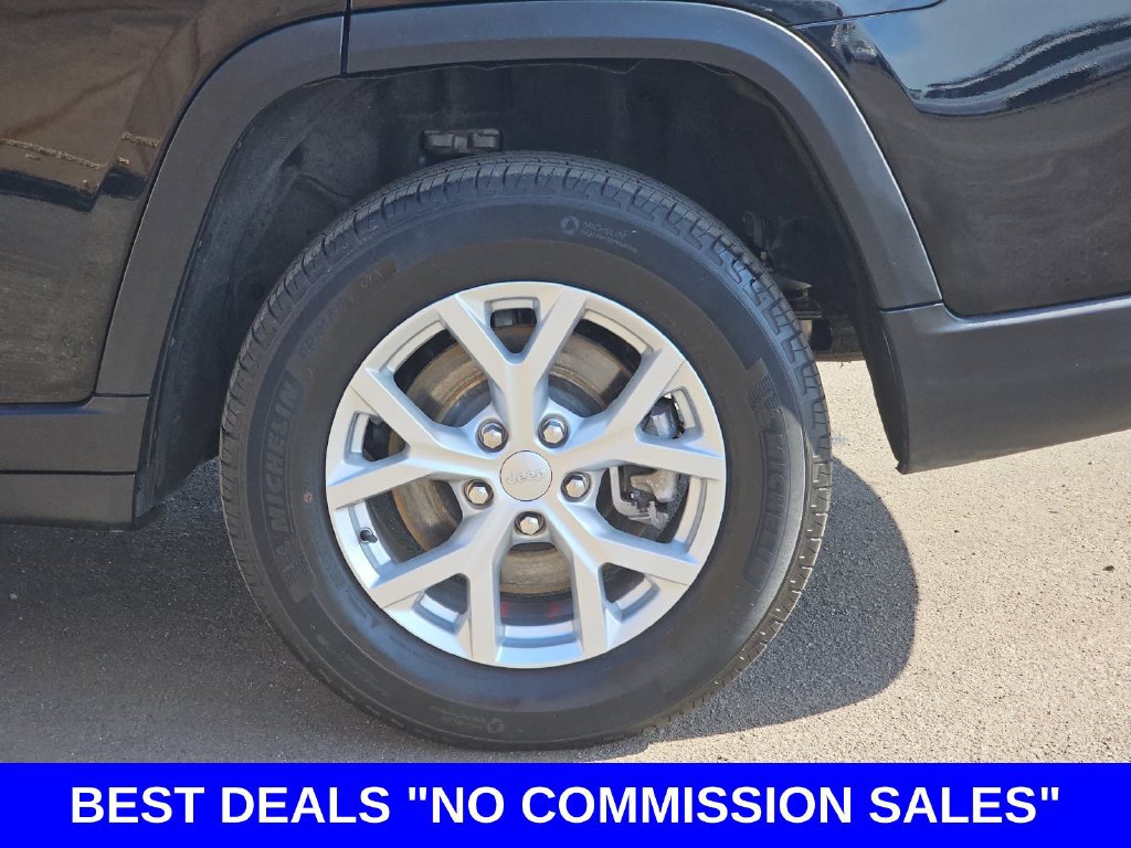 Used 2023 Jeep Grand Cherokee L Limited w/ Luxury Tech Group II AWD/4WD image 39