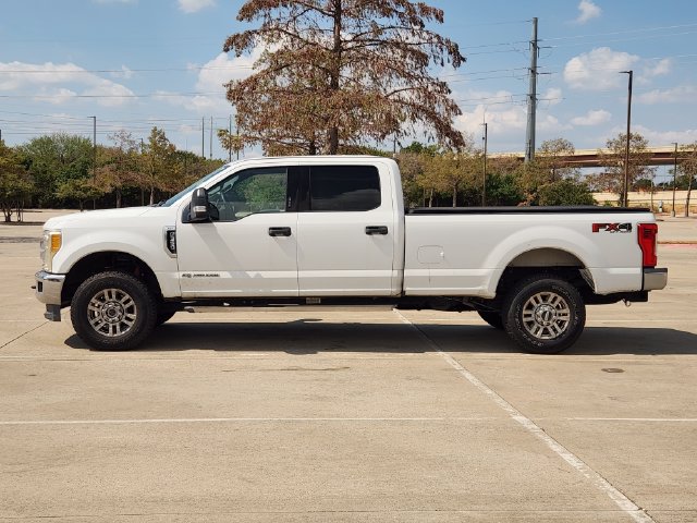 Used 2017 Ford F350 XLT w/ XLT Value Package AWD/4WD image 4