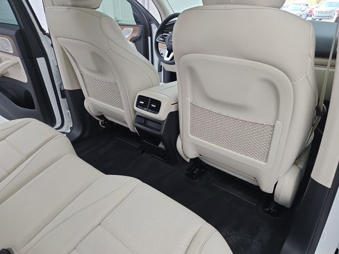 Used 2023 Mercedes-Benz GLE 350 4MATIC w/ AMG Line Exterior image 11