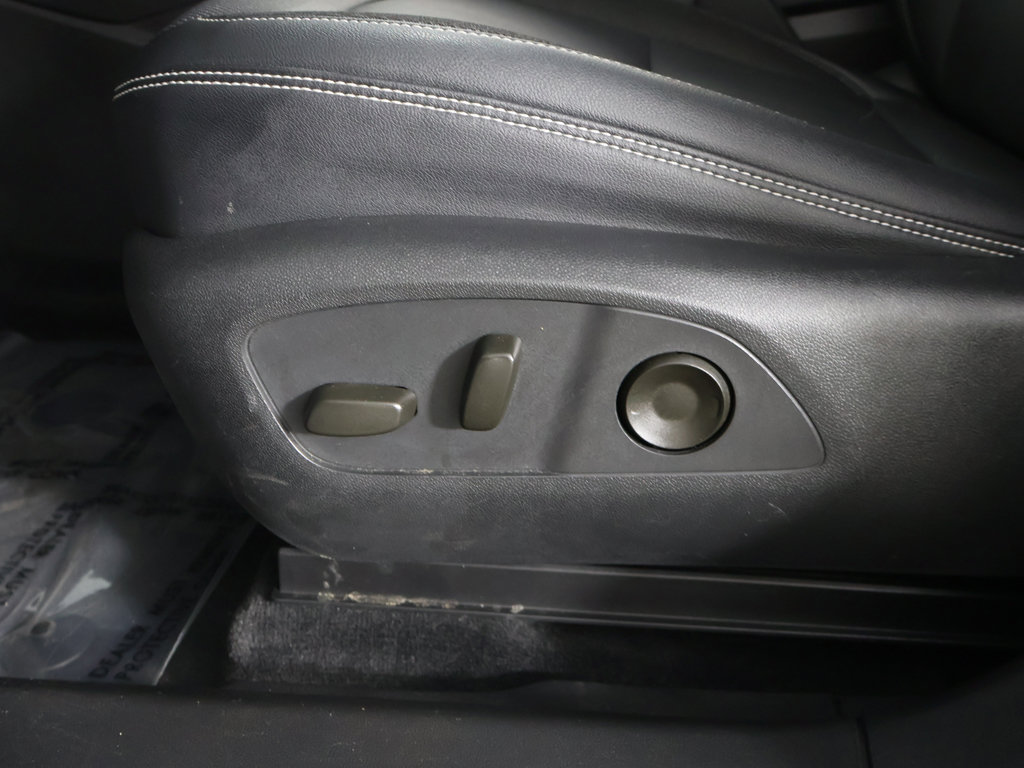 Used 2024 Chevrolet Blazer EV LT AWD/4WD image 78