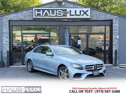 Used 2017 Mercedes-Benz E 300 4MATIC image 1