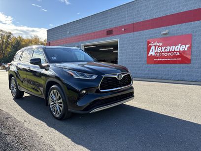 Certified 2021 Toyota Highlander Platinum