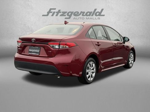 Used 2025 Toyota Corolla LE FWD image 6