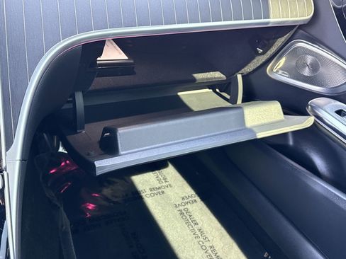 Certified 2024 Mercedes-Benz CLE 300 4MATIC Cabriolet image 24