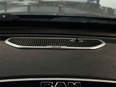 Used 2023 RAM 1500 Laramie AWD/4WD image 15