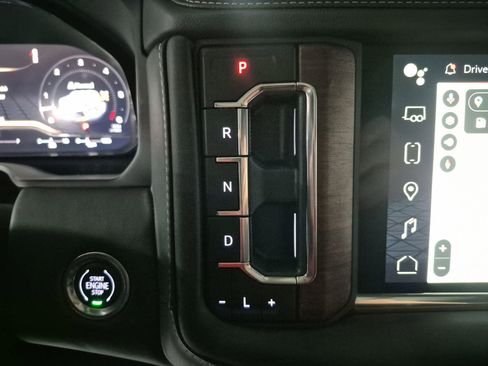 Certified 2023 GMC Yukon Denali Ultimate image 17