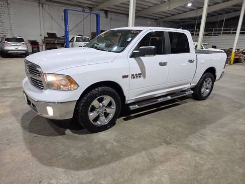 Used 2018 RAM 1500 Big Horn AWD/4WD image 2