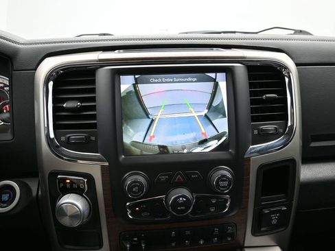 Used 2017 RAM 1500 Laramie w/ Convenience Group image 18