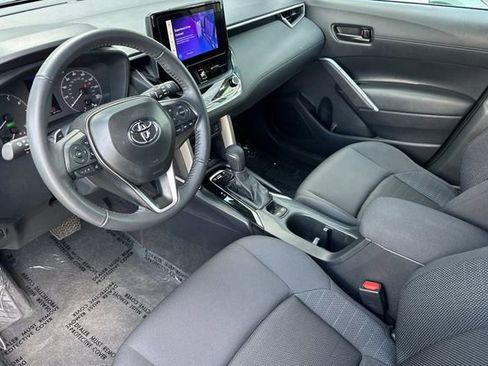 Used 2024 Toyota Corolla Cross AWD Hybrid image 11