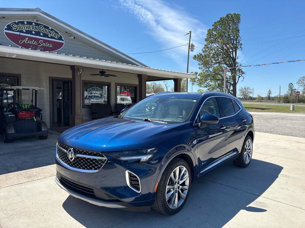 Used 2023 Buick Envision Avenir FWD image 1