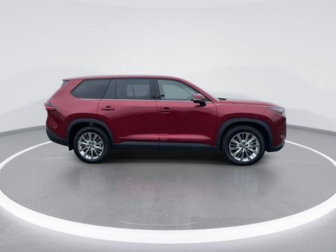 Used 2025 Toyota Grand Highlander AWD image 9