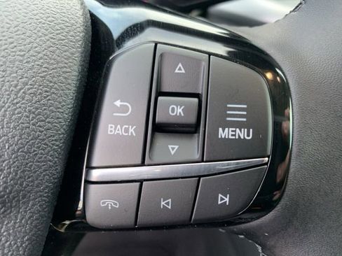New 2026 Ford Escape SE w/ PHEV Premium Package FWD image 17