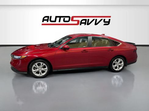 Used 2025 Honda Accord LX image 4