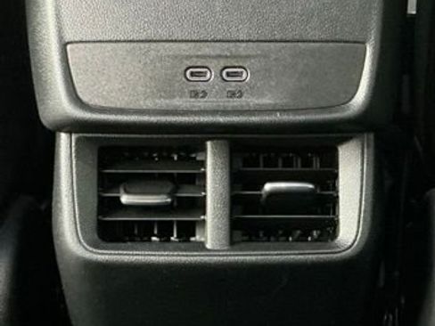 Used 2025 Chevrolet Equinox LT w/ Safety and Technology Package FWD image 24