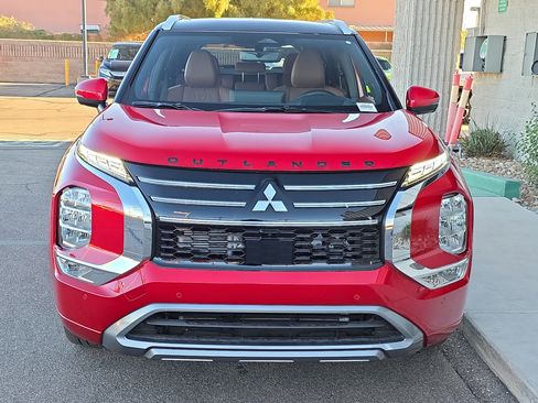 New 2026 Mitsubishi Outlander SEL image 2