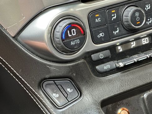 Used 2015 Chevrolet Tahoe LT RWD image 31