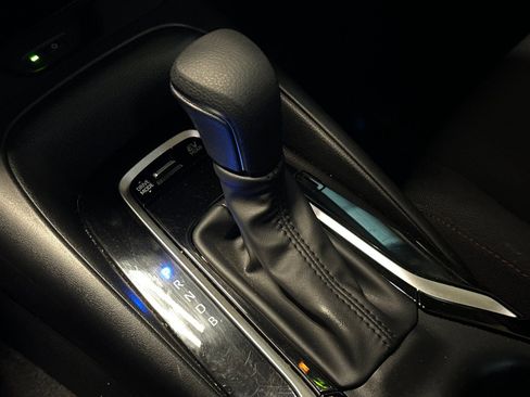 Used 2024 Toyota Corolla SE w/ SE Package image 20