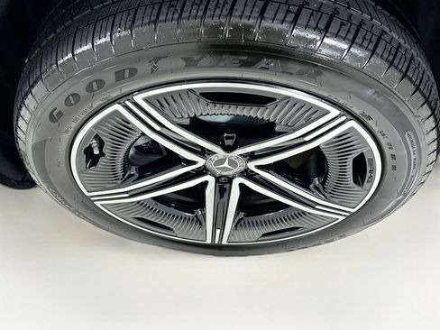 New 2026 Mercedes-Benz EQS 580 4MATIC Sedan image 33