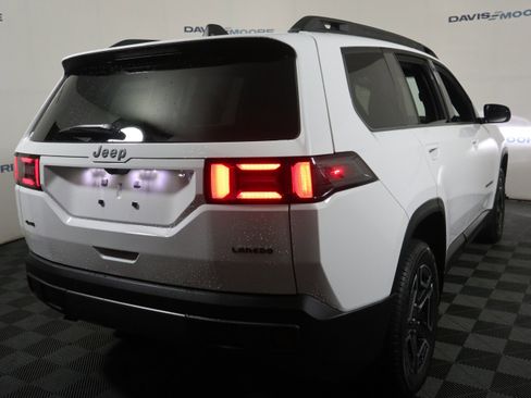 New 2026 Jeep Cherokee Laredo image 6