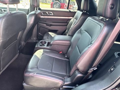 Used 2018 Ford Explorer Sport AWD/4WD image 27