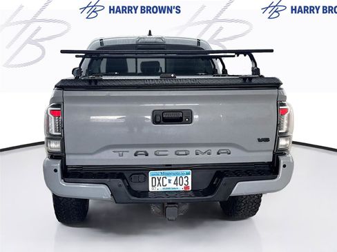 Used 2020 Toyota Tacoma TRD Sport image 8