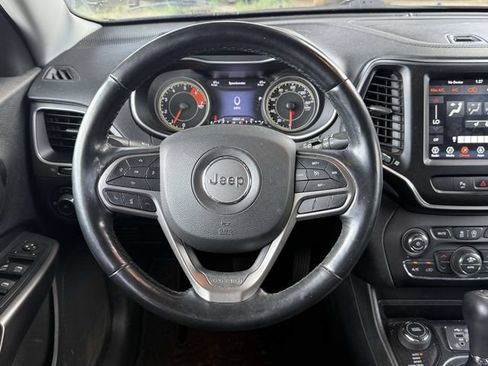 Used 2021 Jeep Cherokee Latitude Lux w/ Sun & Sound Group AWD/4WD image 18