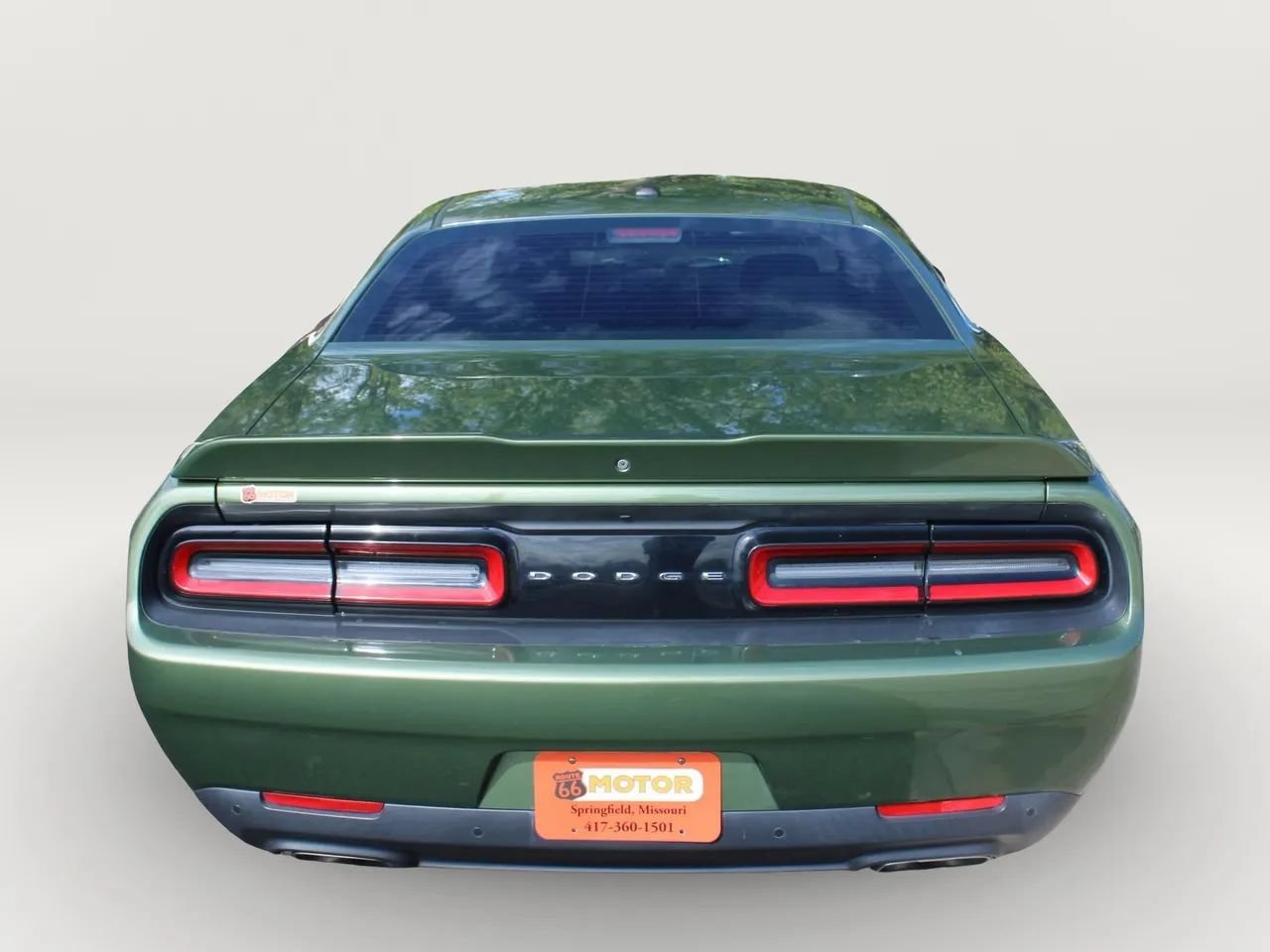 Used 2019 Dodge Challenger R/T RWD image 8