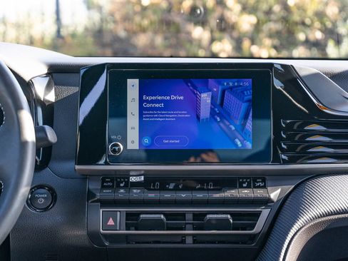 Certified 2025 Toyota Camry SE w/ Convenience Package FWD image 18