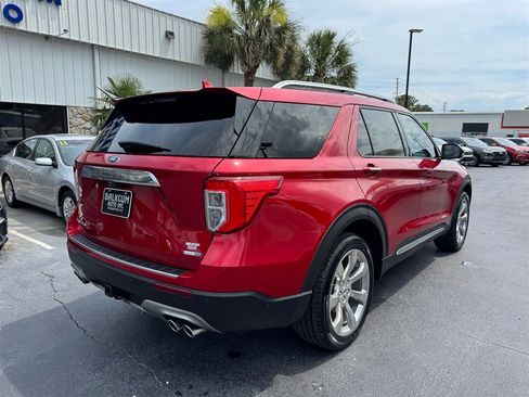 Used 2020 Ford Explorer Platinum w/ Premium Technology Package AWD/4WD image 8