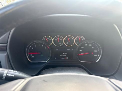 Used 2022 Chevrolet Suburban LS w/ Driver Alert Package image 32