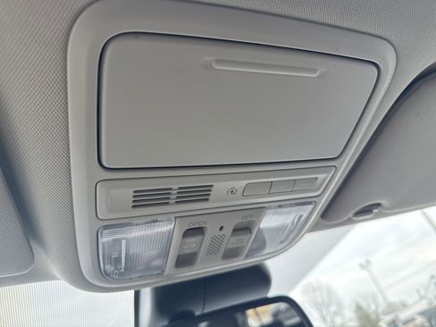 Used 2016 Honda Odyssey Touring image 31