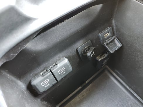 Used 2019 Acura MDX SH-AWD image 9