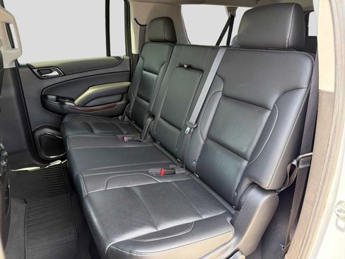 Used 2019 GMC Yukon XL SLT w/ Open Road Package AWD/4WD image 20